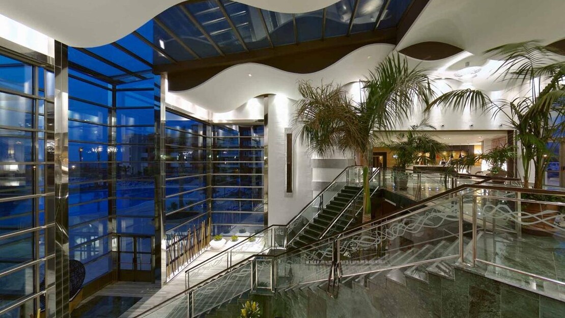 Elba Carlota Beach and Convention Resort